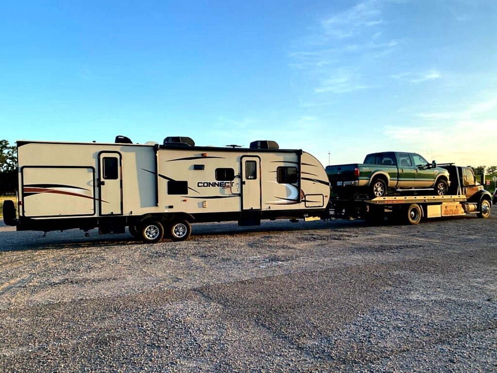 RV towing service in Palestine TX transporting camper trailer